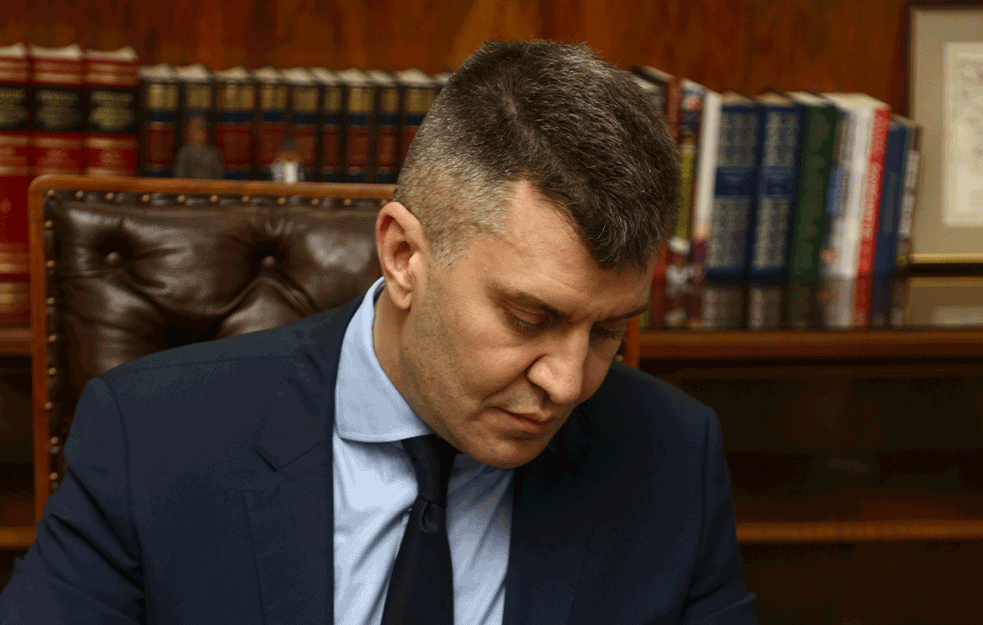 ZORAN ĐORĐEVIĆ: JEDINI PROJEKAT 'OBJEKTIVNIH' MEDIJA JE SRUŠITI VUČIĆA 

