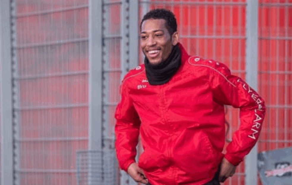 NAJGORI TRANSFERI CRVENE ZVEZDE I PARTIZANA: Ovi fudbaleri su VIŠE KOŠTALI klubove nego što su im doneli! (FOTO) 
