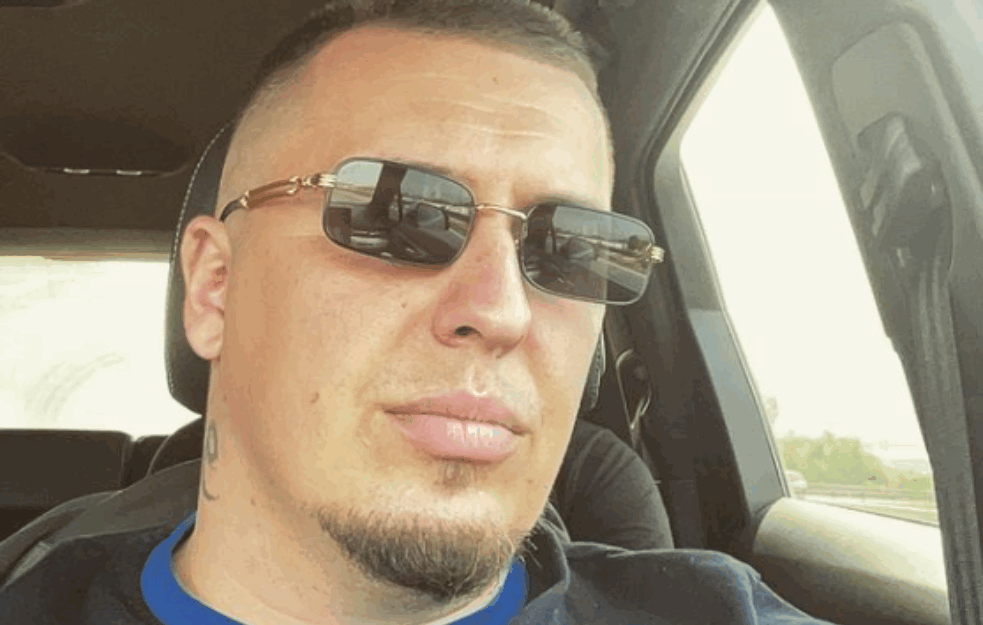 UMALO TRAGEDIJA NA NASTUPU AMARA <span style='color:red;'><b>GILE</b></span>TA: Splav na kojem je nastupao POČEO DA TONE! ()