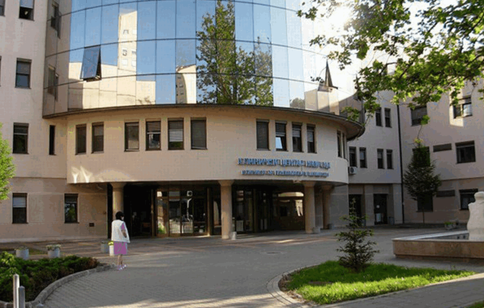 NOVOSADSKO PORODILIŠTE OBORILO REKORD PO BROJU NOVOROĐENIH! Nek su mališani živi i zdravi (FOTO)