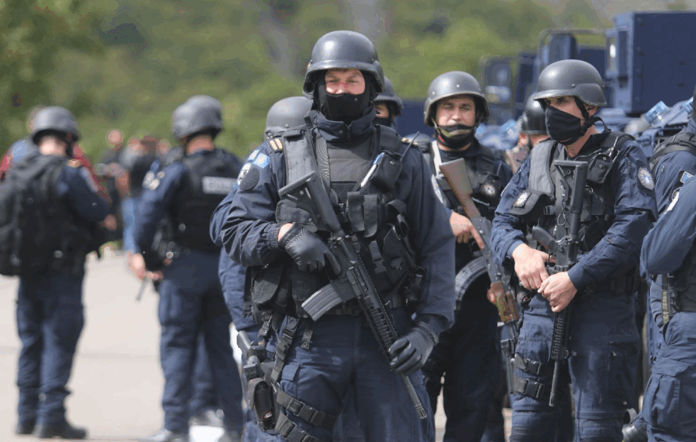 PRIŠTINA NE KRIJE SVOJE NAMERE! Kosovska policija nastavlja sa akcijama viđenim 13. oktobra