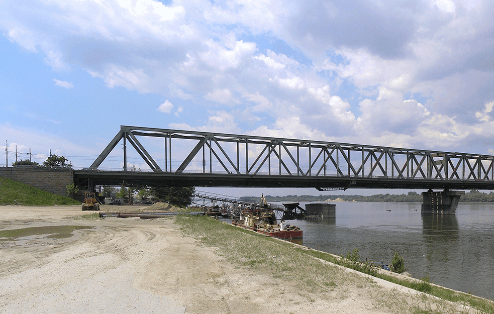 TRAŽIMO OD DROBNJAKA DA SE NE BAVI VIŠE O OVOJ TEMI! Apel da se sačuva <span style='color:red;'><b>Pančevački most</b></span> od rušenja