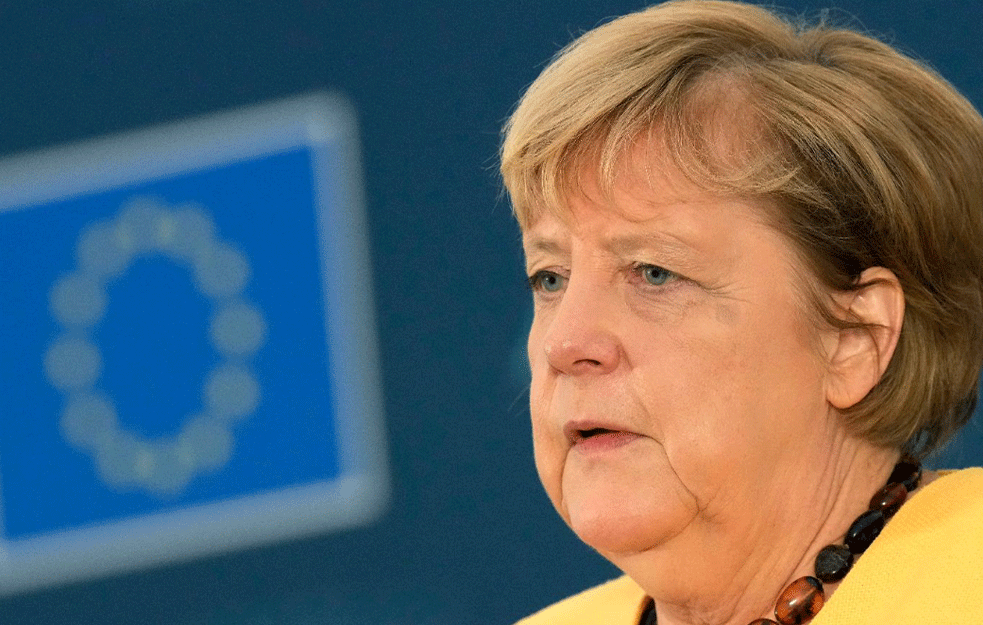 Merkelova u oproštajnoj poseti papi Franji i premijeru Dragiju: Kancelarka je znala da vodi Nemačku i Evropsku uniju sa smirenošću 