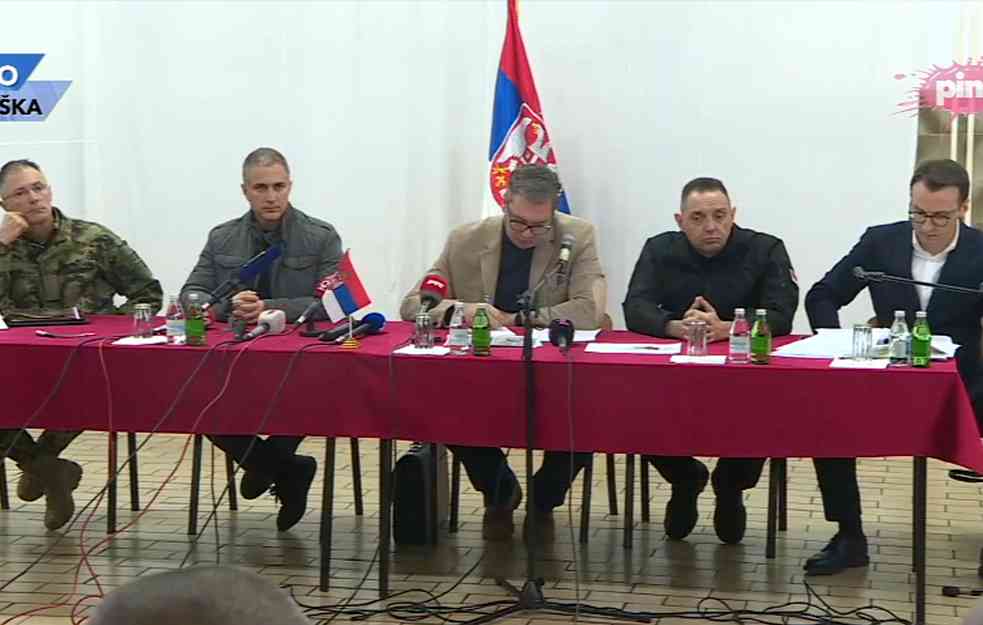 NE MOŽEMO VIŠE OVO DA IZDRŽIMO! SRBI SA KOSMETA SE VUČIĆU JADALI NA ŽIVOT, a on imao samo jedno pitanje: Jel ste vi zvali medije?!