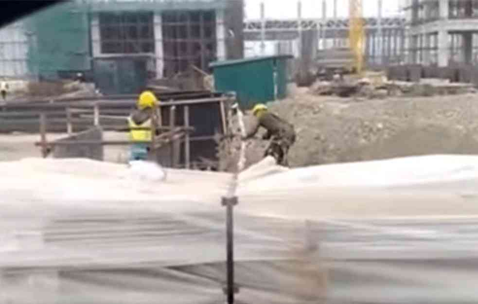 PETICIJA PROTIV UBIJANJA ŽIVOTINJA i krivična prijava protiv radnika kineske fabrike koji su drali kožu mački! (UZNEMIRUJUĆI VIDEO)