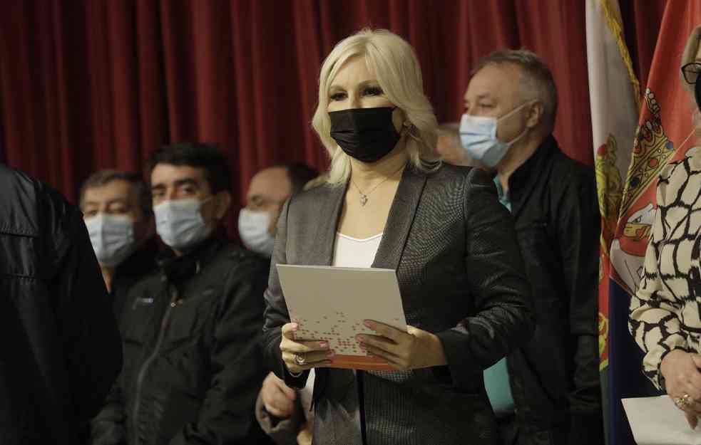 BAŠ SMO NAIVNI! Ujak ZORANE MIHAJLOVIĆ udario na prirodna bogatstva, a ona odgovara: Nisam ga ja izabrala