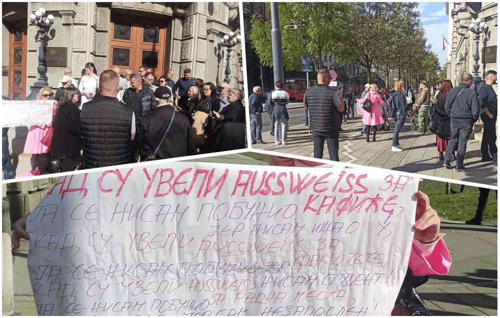 GLAS JAVNOSTI NA PROTESTU PROTIV KORONA AUSVAJSA! Ako Vlada usvoji odluku o kovid-propusnicama VEČERAS IDEMO ISPRED SKUPŠTINE  (VIDEO)