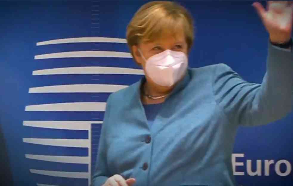 APLAUZOM ISPRATILI MERKEL! Bez nje smo kao Rim bez Vatikana (VIDEO)