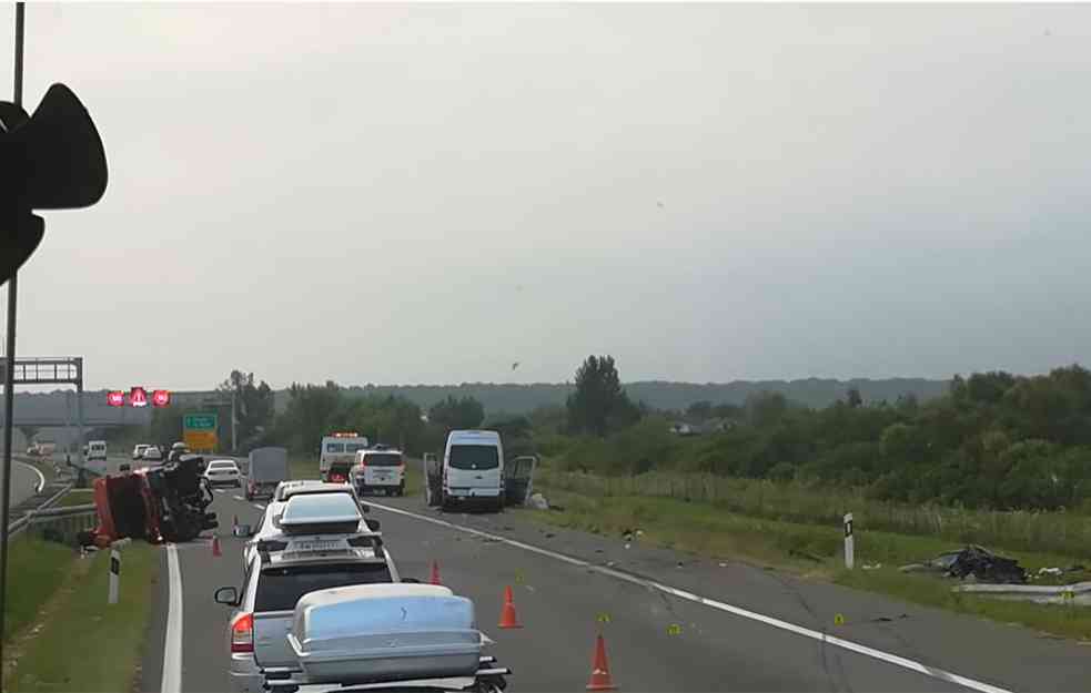 TRAGEDIJA NA AUTO-PUTU U HRVATSKOJ! Poginulo troje srpskih državljana, svi iz iste porodice (VIDEO)