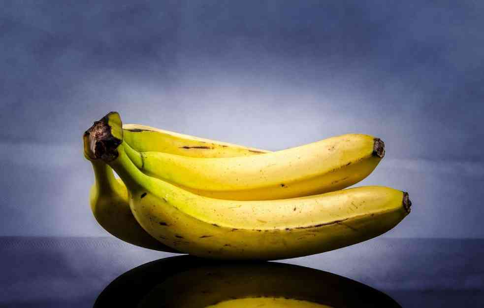 NUTRICIONISTI OTKRIVAJU: Evo zašto je BANANA najlošiji izbor za doručak! 
