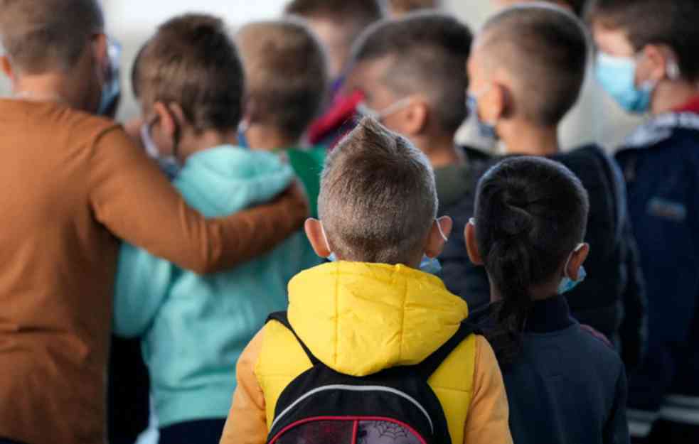TIODOROVIĆ OŠTRO PO RODITELJIMA I PROFESORIMA: Deca dolaze bolesna u školu, odgovornost za dalje širenje epidemije zna se kome pripada