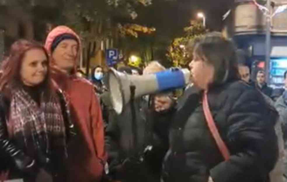 GLAS I VEČERAS na PROTESTU protiv KOVID MERA! (VIDEO)