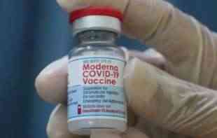 Četvrta doza vakcine za imunokompromitovane, šest meseci posle treće?!
