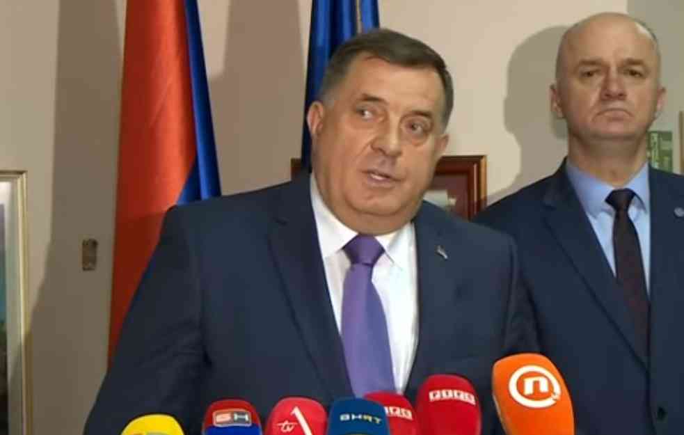 "KAD NABAVI POTVRDU DA JE IMENOVAN MOŽEMO DA RAZGOVARAMO" Oglasio se Dodik o Šmitovom izveštaju 