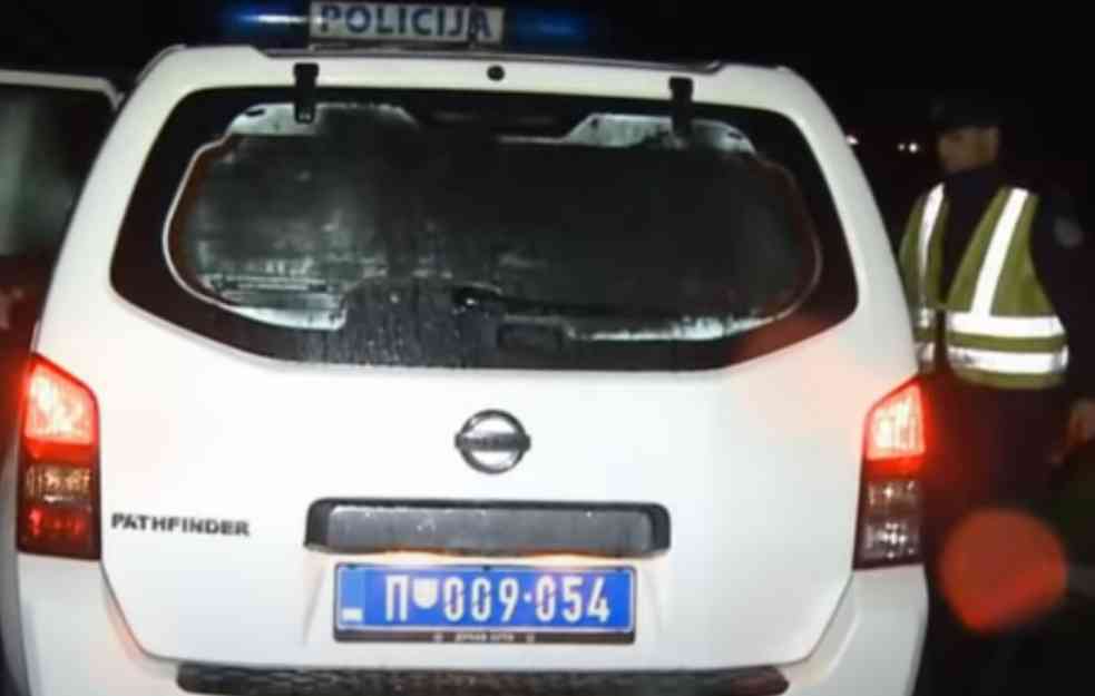 UŽAS U SREMČICI: Napao policajca nožem, uhvaćen na delu!