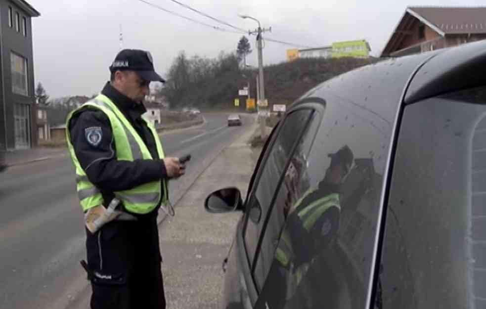 VOZAČI, OPREZ! Ova hrana koju svakodnevno koristimo može da pokaže pozitivan test na drogu