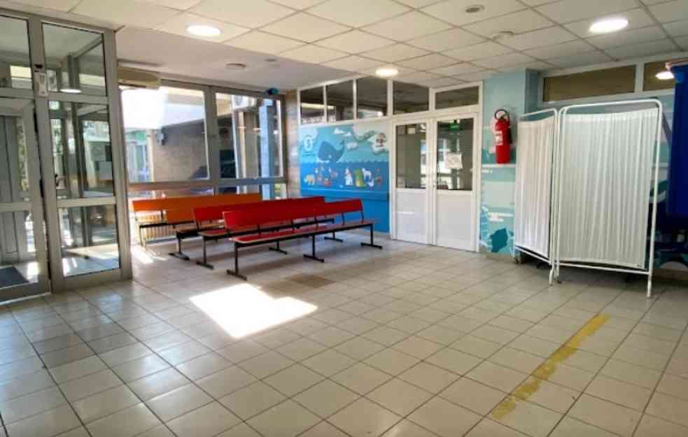 DEVOJČICA (16) U INSTITUTU POSLE MESEC DANA NA RESPIRATORU OTVORILA OČI: Tražila je da pije vodu, pita kada će ići kući