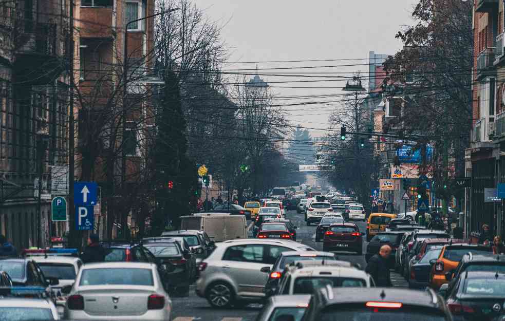 OBLAČNO I JOŠ HLADNIJE! Ponegde slaba kiša
