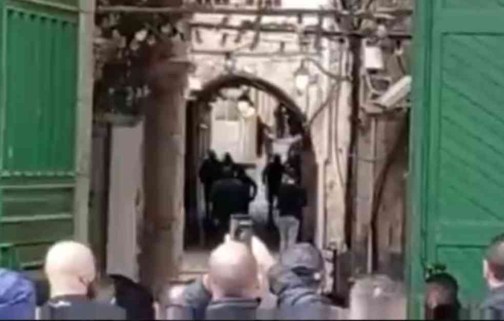 IMA MRTVIH! TERORISTIČKI NAPAD U JERUSALIMU: Broj žrtava zasad nepoznat (VIDEO)