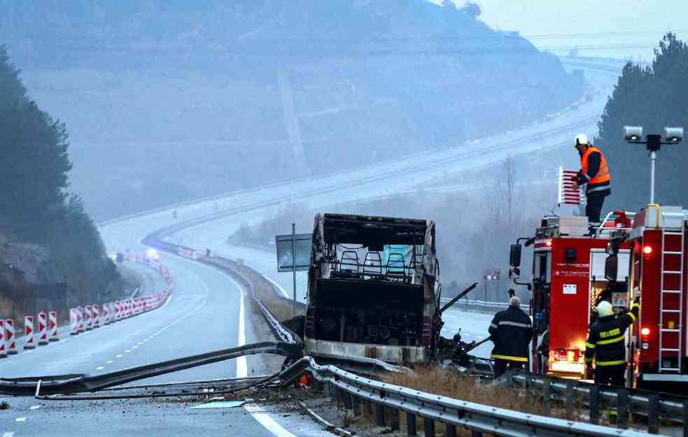 OBRT U TRAGEDIJI: DRŽAVLJANIN SRBIJE IPAK NIJE POGINUO! Sedmoro spasilo živu glavu iz buktinje u autobusu