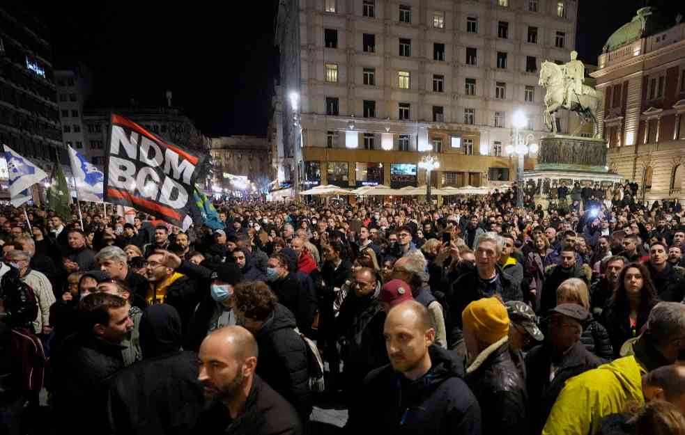 PROTEST U BEOGRADU: Hitno oslobodite heroja koji je sprečio bageristu u Šapcu (FOTO, VIDEO)