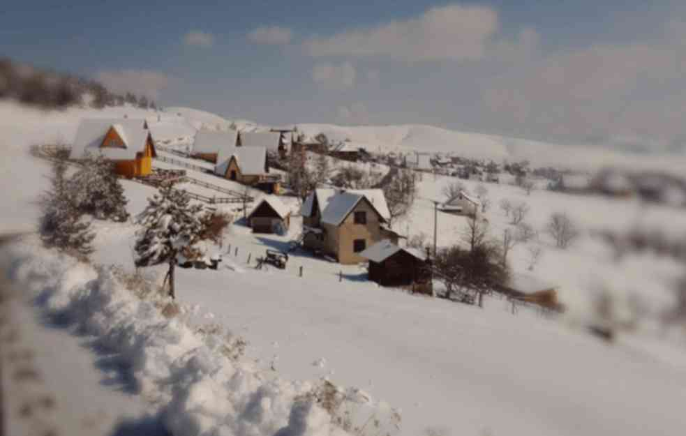 STIGLA NAM JE ZIMA: Sneg pada na Zlatiboru, Kopaoniku...(FOTO+VIDEO)