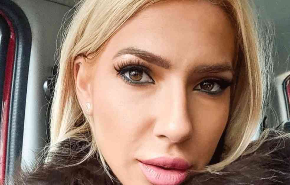 TAČKA NA BRAK! Razvodi se voditeljka JOVANA JEREMIĆ: Posle četiri godine svoje živote ćemo voditi odvojeno! 