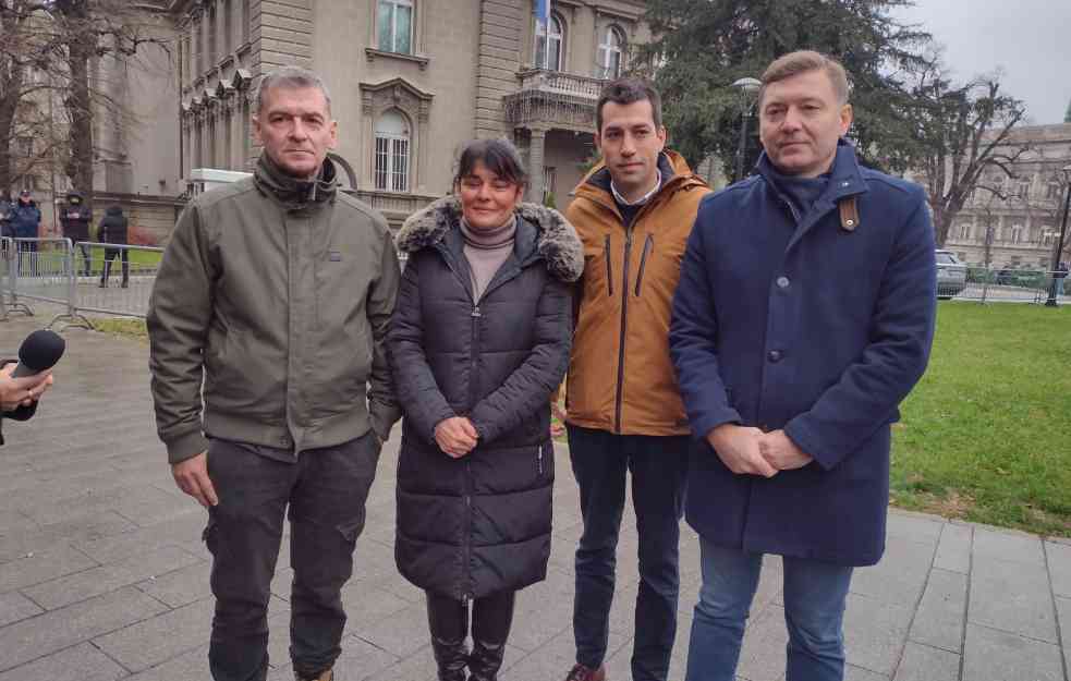 PROTESTI SE NASTAVLJAJU, ĆUTA  PORUČUJE: Biće nas sve više i u još gradova! Branimo Srbiju i slobodu (VIDEO)