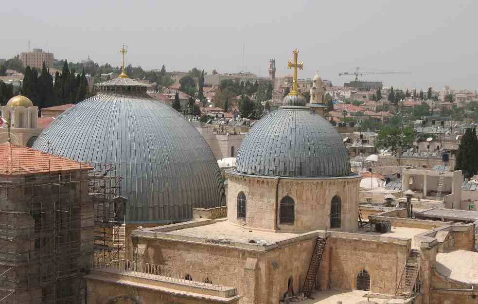POZIV NA JEDINSTVO CRKVE: Jerusalimski patrijarh pozvao da se Božić ne proslavlja po novom kalendaru