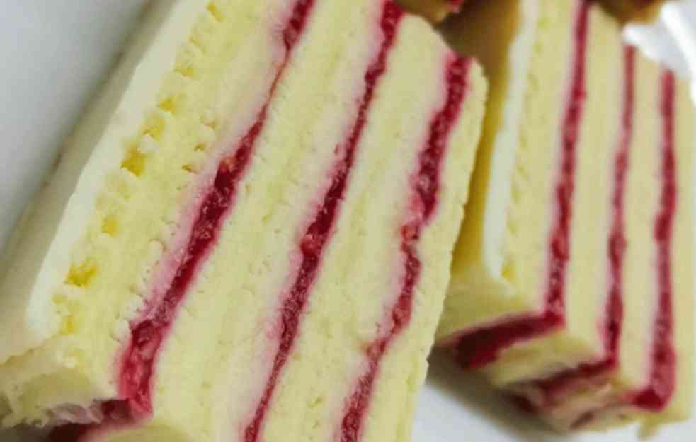 ODLIČAN IZBOR ZA LJUDE SAVRŠENOG UKUSA: Bela rozen torta se ne peče, a topi se u ustima