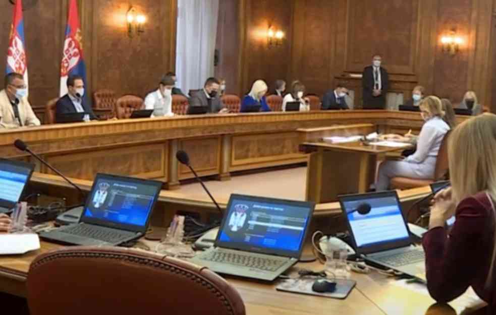 SAZVANA HITNA SEDNICA VLADE! Pozvan i Vučić