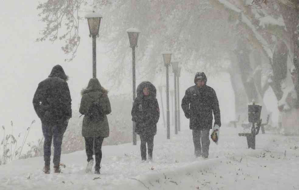 STIŽE DEBELI MINUS! Meteorolog objavio najnoviju prognozu: Evo kakvo nas vreme očekuje! 
