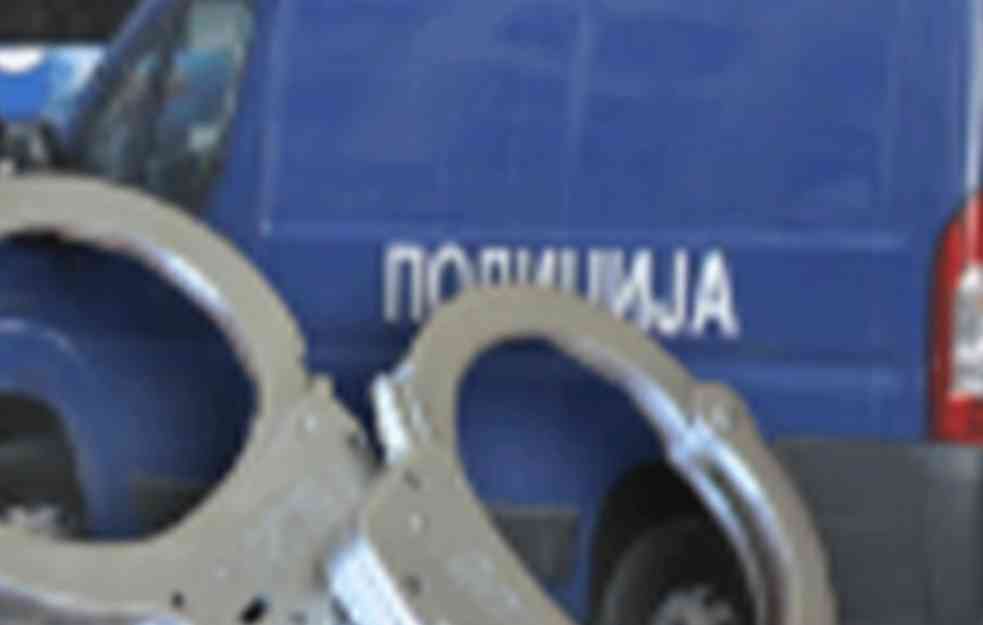 ODREĐEN PRITVOR  UPRAVNIKU ZATVORA! Uzimao 5.000 evra od zatvorenika