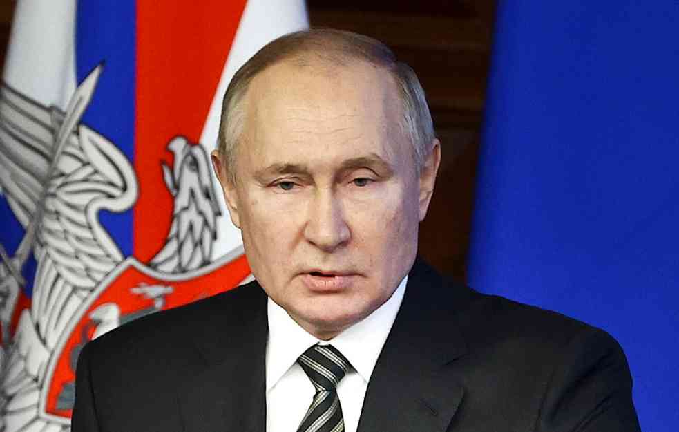 PUTIN: Sputnjik V uveliko delotvoran protiv OMIKRONA!