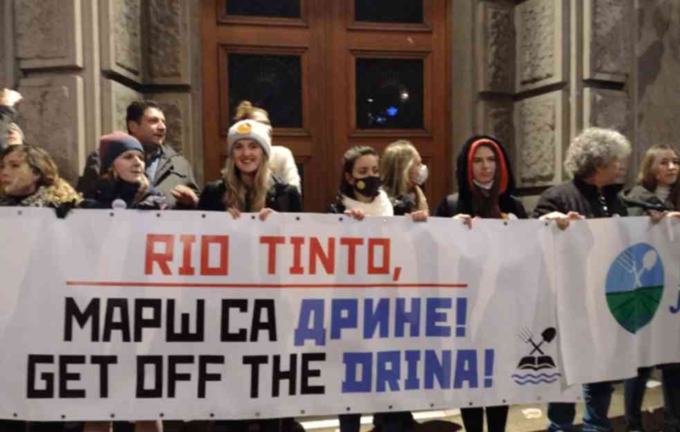 NEĆEMO DA BUDEMO KOLONIJA! Ekolozi sutra kucaju na vrata Vlade Srbije