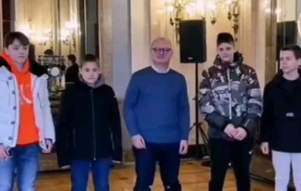 KONAČNO NESTAO! Vesić otišao iz skupštine grada… (VIDEO)