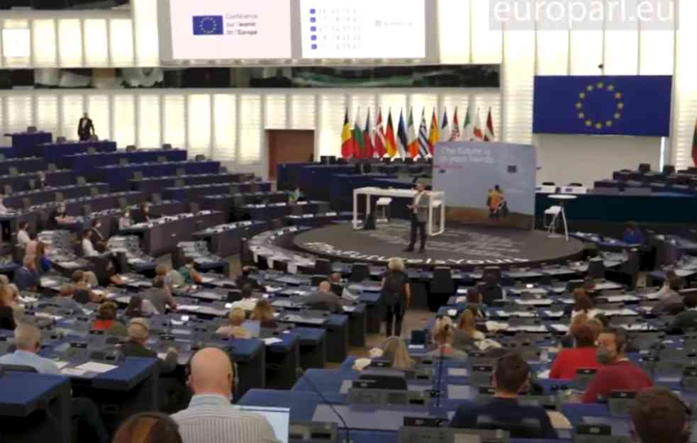 Evropski parlament pozdravio je usvajanje ustavnih promena na referendumu u Srbiji
