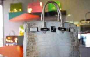 Neverovatna KRAĐA 13 HERMES <span style='color:red;'><b>BIRKIN</b></span> TORBI VREDNIH MILION DOLARA 