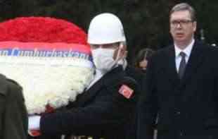 VUČIĆ DOPUTOVAO U TURSKU, odao počast <span style='color:red;'><b>ATATURK</b></span>U, sledi susret sa ERDOGANOM