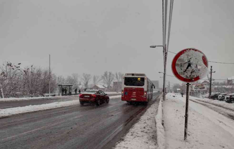 VOZAČI, OPREZ! Ledeni dani pred nama, na ovo posebno OBRATITE PAŽNJU