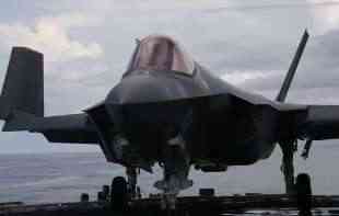 PAO F-35: Drama na američkom nosaču aviona, pilot morao da se KATA<span style='color:red;'><b>PULT</b></span>IRA