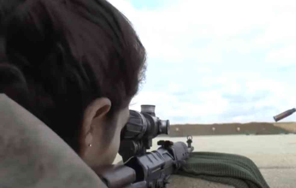 Učila devojčice da bacaju bombe: Sa decom pobegla u Siriju i postala ISIS mlada (FOTO)