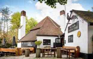 PREŽIVEO VEKOVE, KORONA MU PRESUDILA! Zatvara se najstariji britanski pab (FOTO)