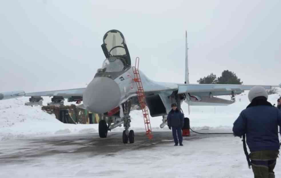 RUSKI SUHOJ UNIŠTIO NEPRIJATELJA: Isplivao snimak akcije na nebu, pilot pojurio na komandu 