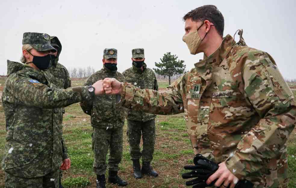 SKANDAL NA KOSOVU: Američka vojska obučava albanske snage, spremaju se za vojnu vežbu (FOTO)