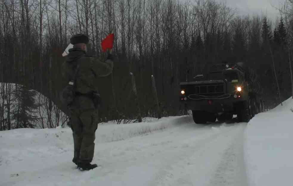 INFORMACIJA IZ VRHA STEJT DEPARTMENTA: Ruske udarne snage poslate na granicu sa Ukrajinom (VIDEO)