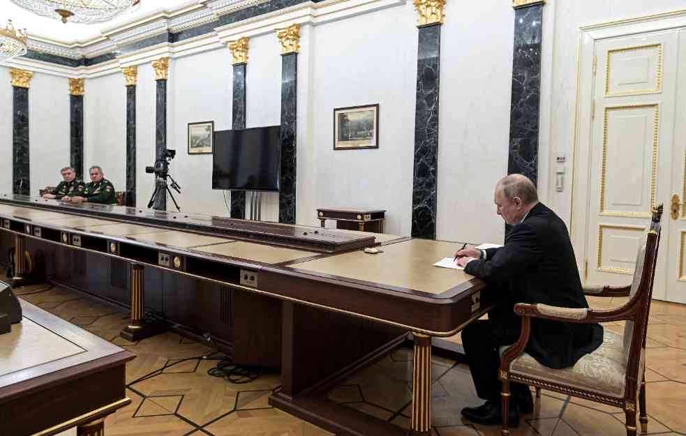 PUTIN STAVIO NUKLEARNE SNAGE U VISOKU PRIPRAVNOST! Šta to znači?