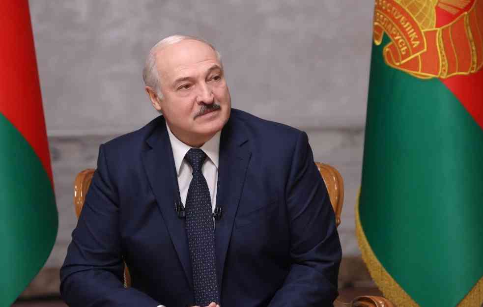 UKRAJINA MOŽE DA UDARI NA BELORUSIJU! Lukašenko tražio dva S-400 od Putina