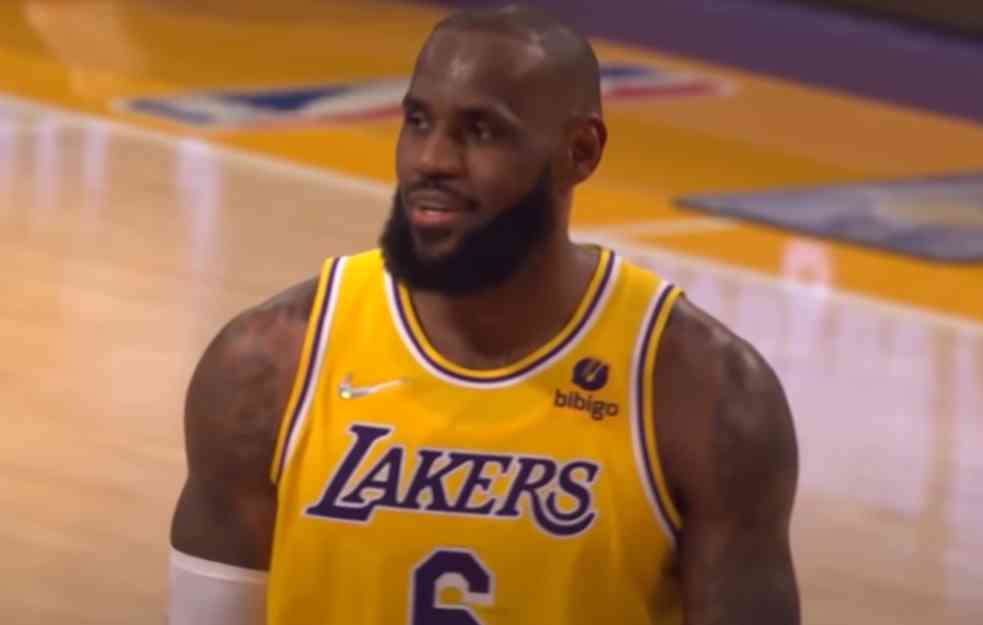 ISPISAO ISTORIJU: Lebron sa 56 poena postavio NOVI REKORD (VIDEO)