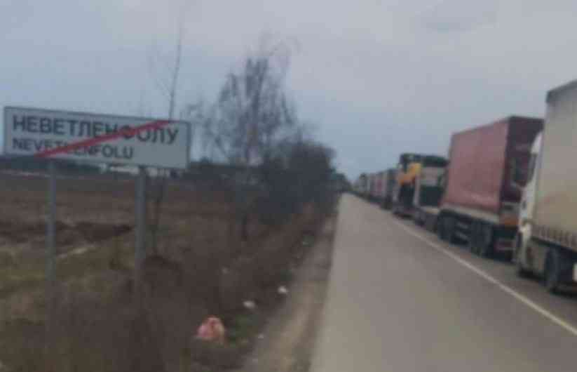 NE NAZIRE SE KRAJ DRAME: Srpski vozači kamiona ostaju bez goriva, hrane i novca